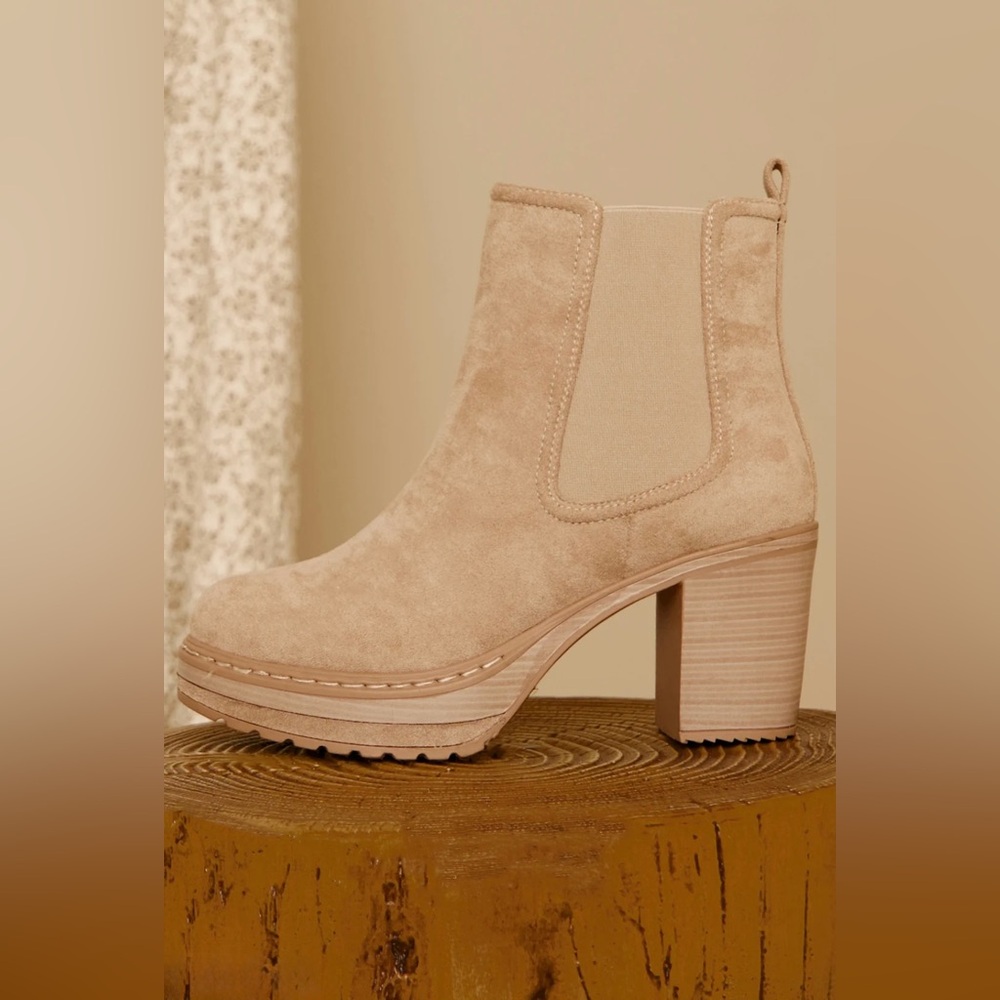 Altar’d State Sonata Platform Booties - Picture 2 of 3